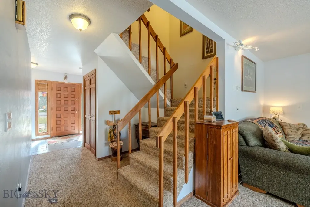 509 Gallatin Avenue West Yellowstone MT 59758