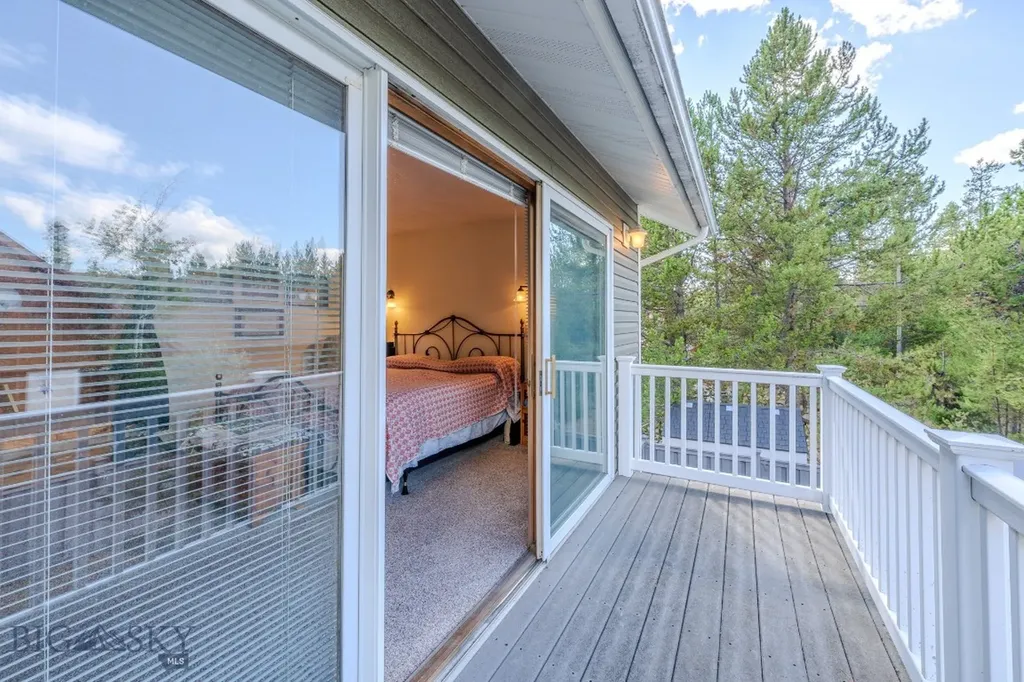 509 Gallatin Avenue West Yellowstone MT 59758