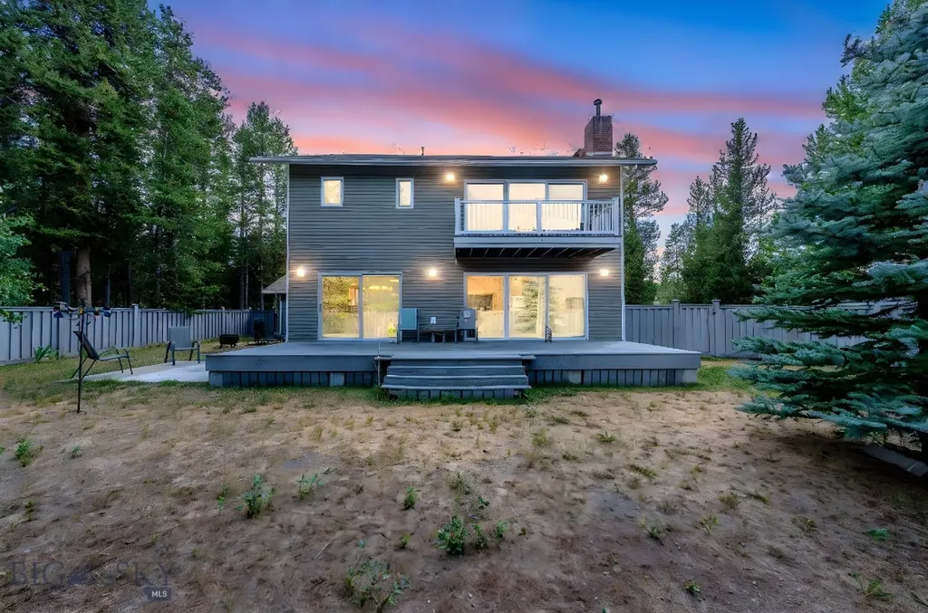 509 Gallatin Avenue West Yellowstone MT 59758