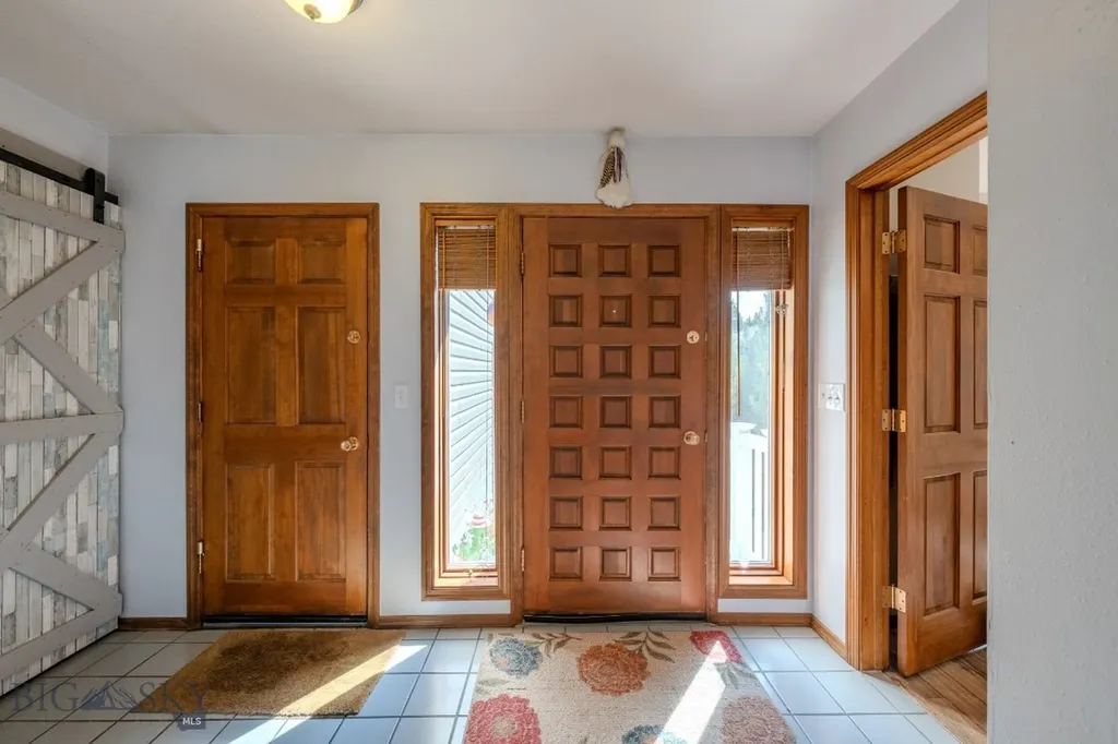 509 Gallatin Avenue West Yellowstone MT 59758