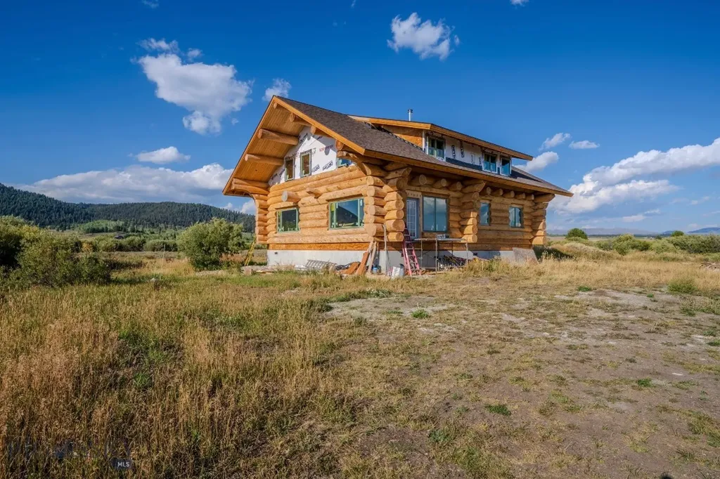 521 Heron Drive West Yellowstone MT 59758