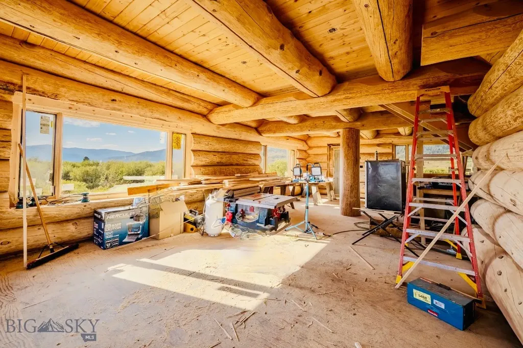 521 Heron Drive West Yellowstone MT 59758