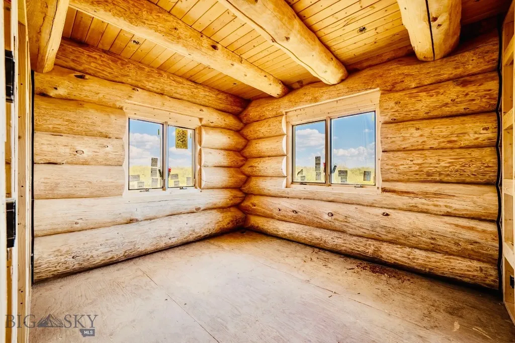521 Heron Drive West Yellowstone MT 59758
