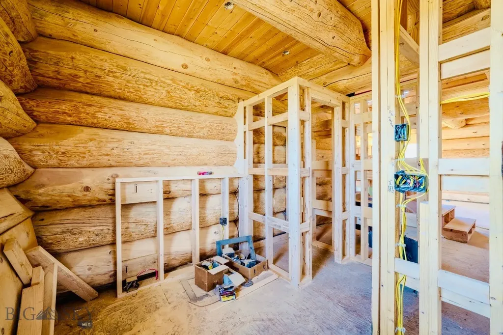 521 Heron Drive West Yellowstone MT 59758