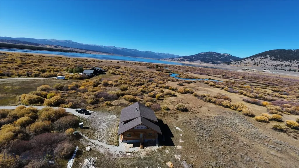 521 Heron Drive West Yellowstone MT 59758
