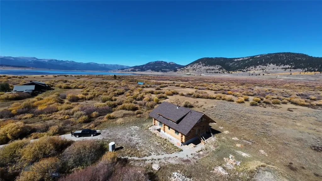 521 Heron Drive West Yellowstone MT 59758