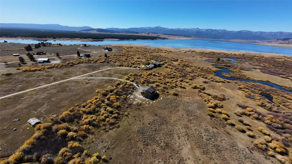 521 Heron Drive West Yellowstone MT 59758
