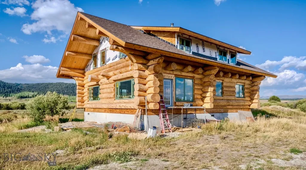 521 Heron Drive West Yellowstone MT 59758
