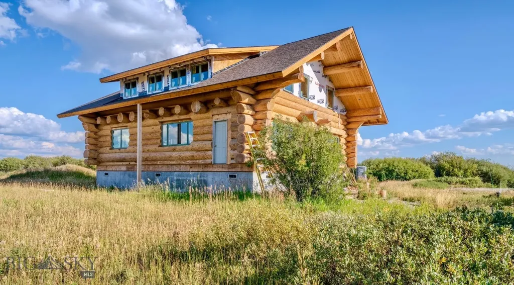 521 Heron Drive West Yellowstone MT 59758