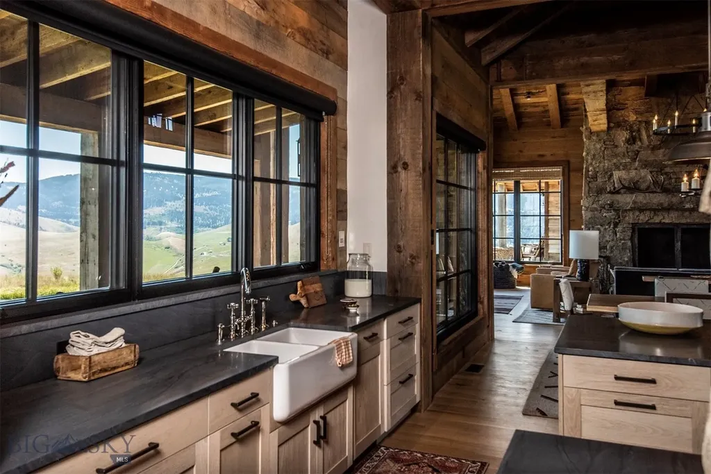 107 Eldridge Creek Trail Livingston MT 59047