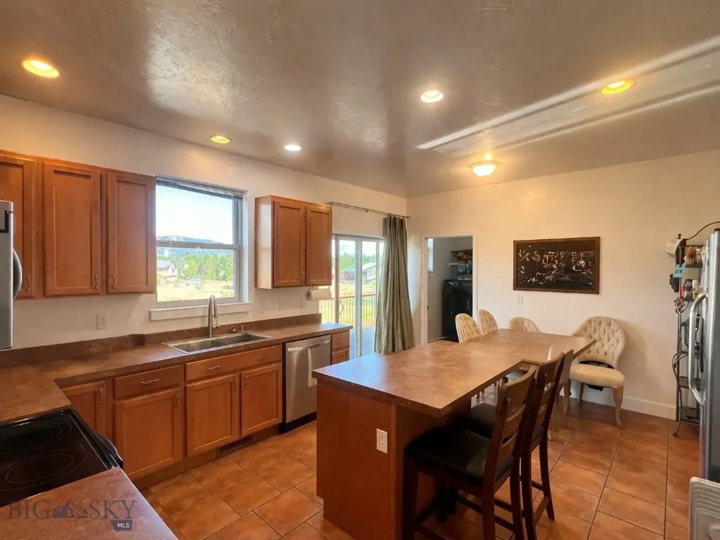 314 Buffalo Drive West Yellowstone MT 59758