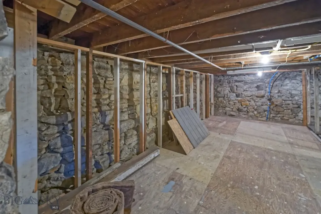 705 W Park Street Butte MT 59701