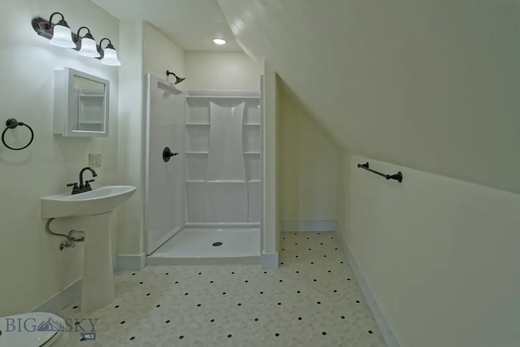 705 W Park Street Butte MT 59701