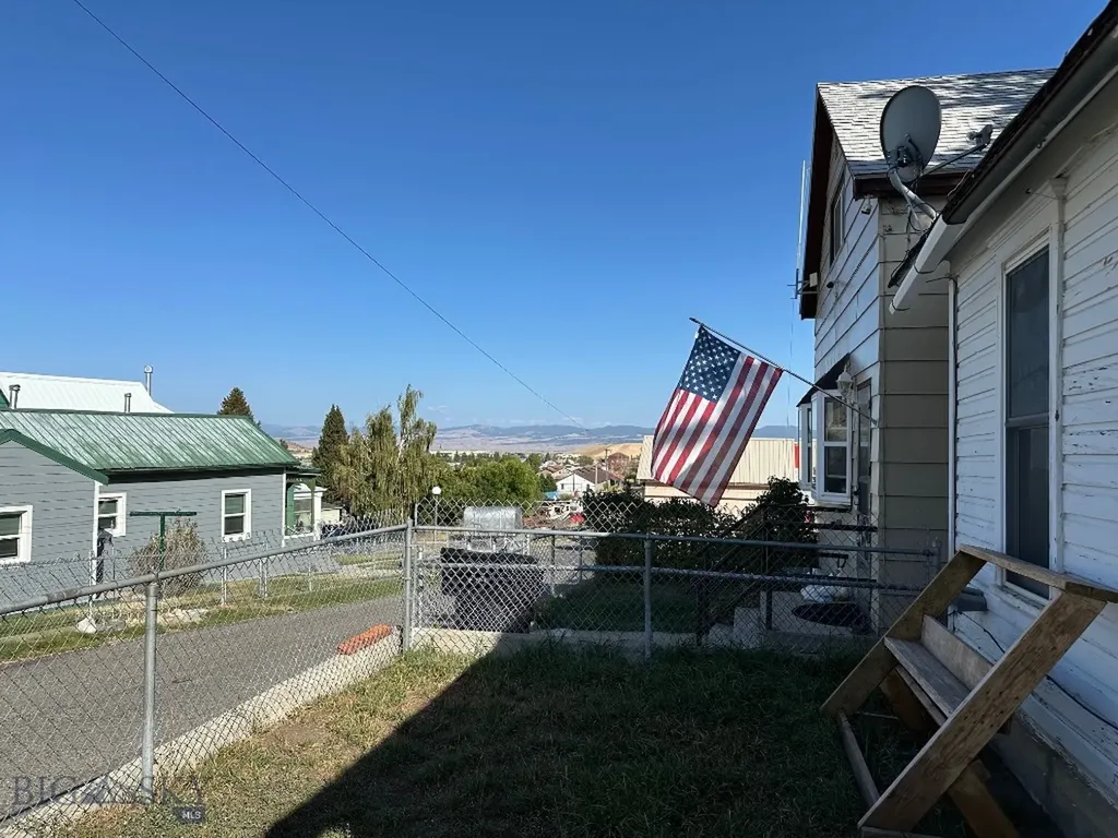 615 E 8th Street Anaconda MT 59711