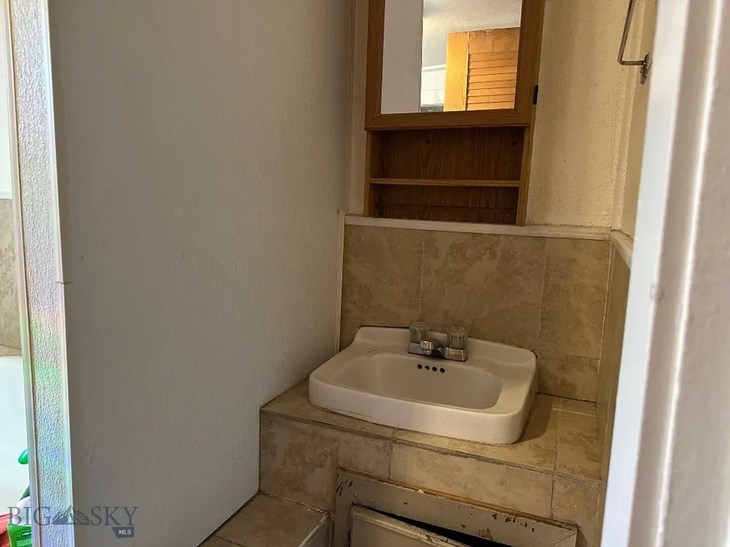 615 E 8th Street Anaconda MT 59711