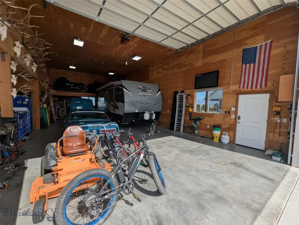 632 Stewart Loop Bozeman MT 59718