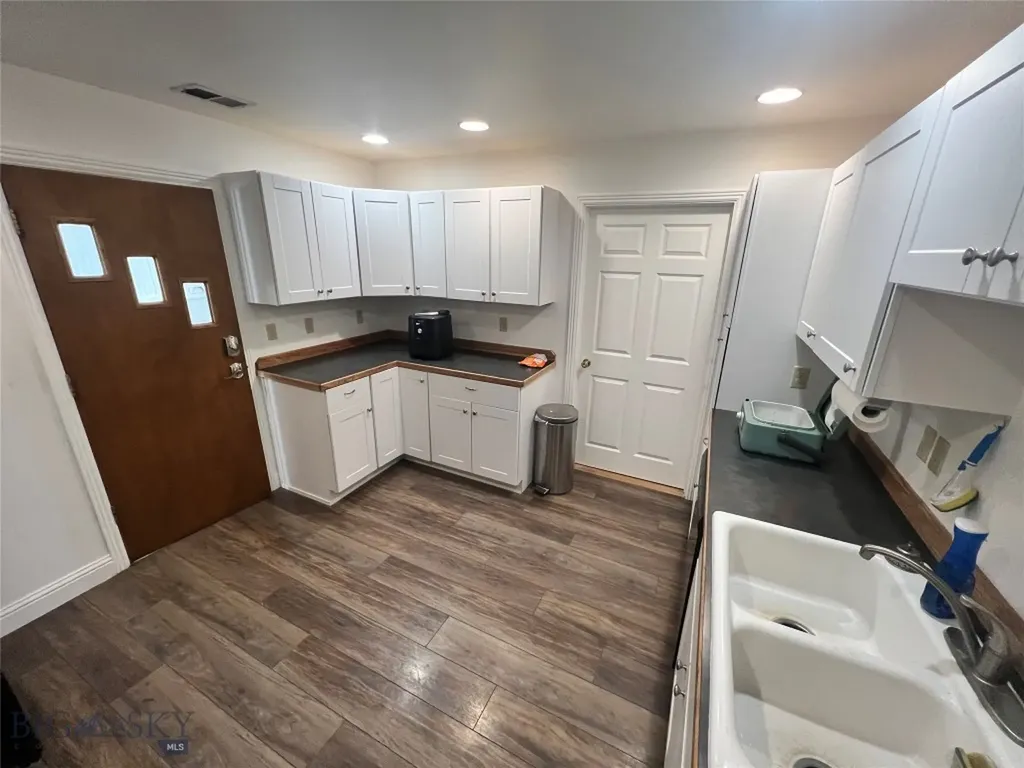 325 S Railroad Avenue Dillon MT 59725