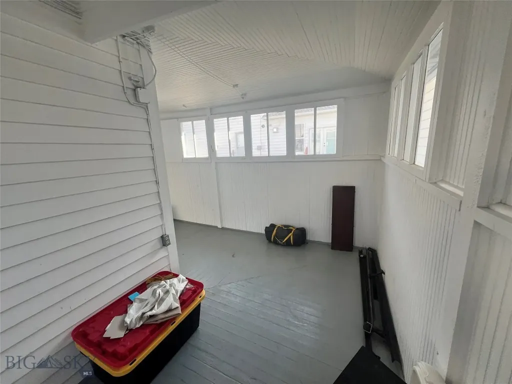 325 S Railroad Avenue Dillon MT 59725