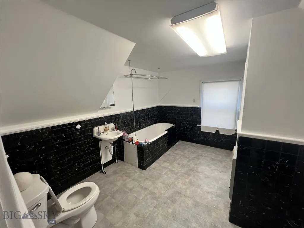 325 S Railroad Avenue Dillon MT 59725