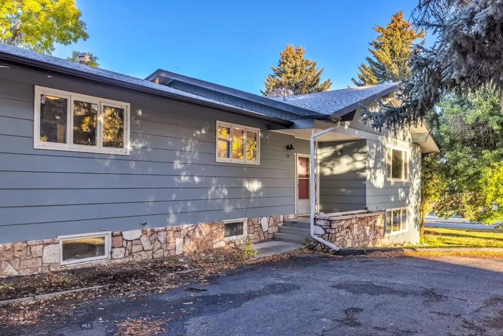 1919 Spring Creek Drive Bozeman MT 59715