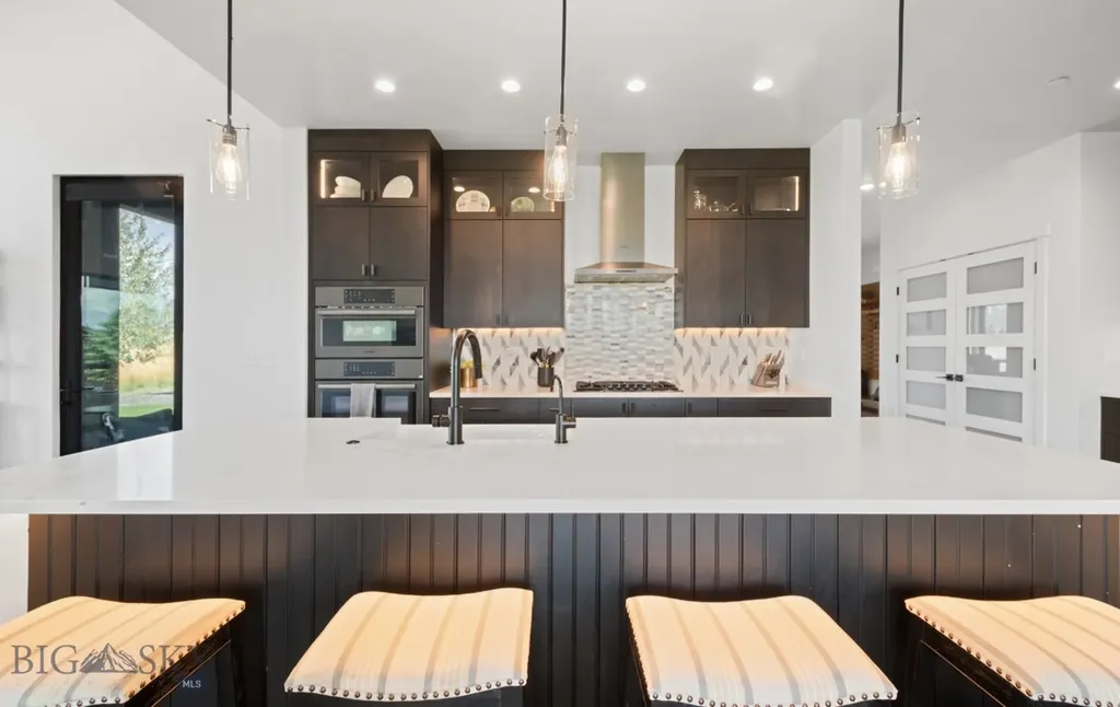 85 Wavy Leaf Way Bozeman MT 59718