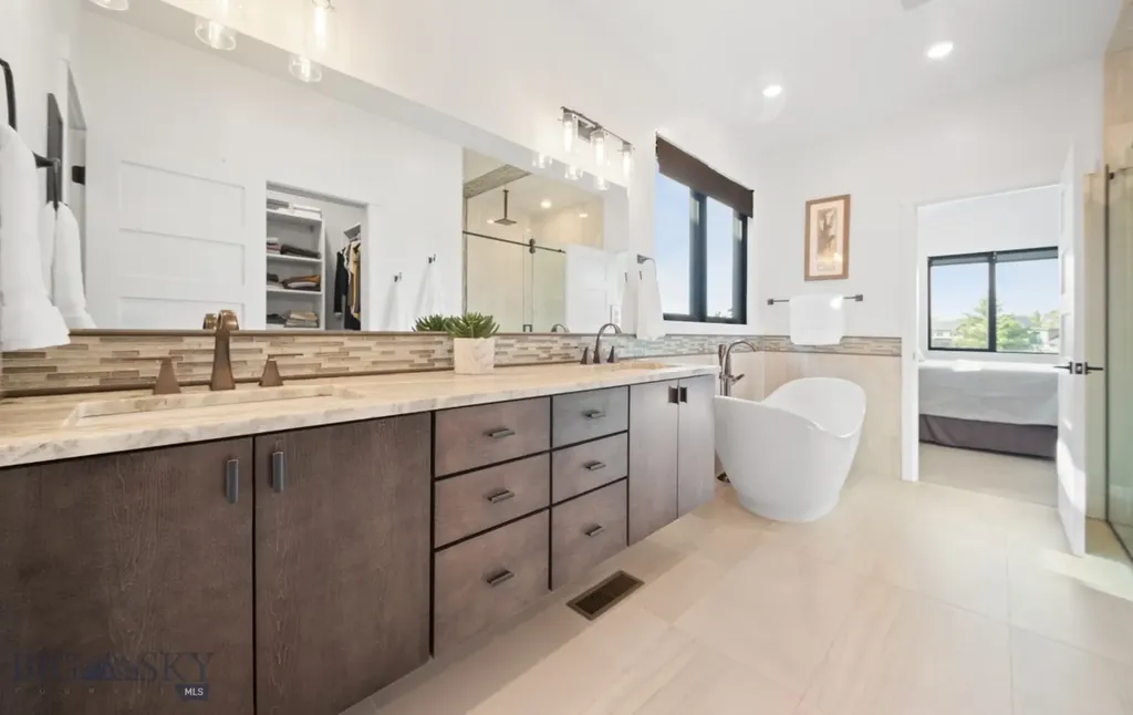85 Wavy Leaf Way Bozeman MT 59718