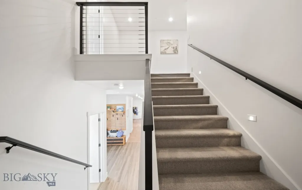 85 Wavy Leaf Way Bozeman MT 59718