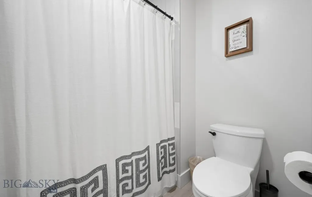 85 Wavy Leaf Way Bozeman MT 59718