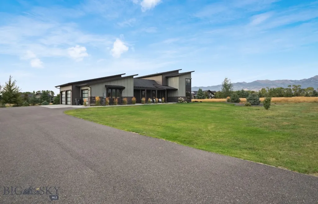 85 Wavy Leaf Way Bozeman MT 59718