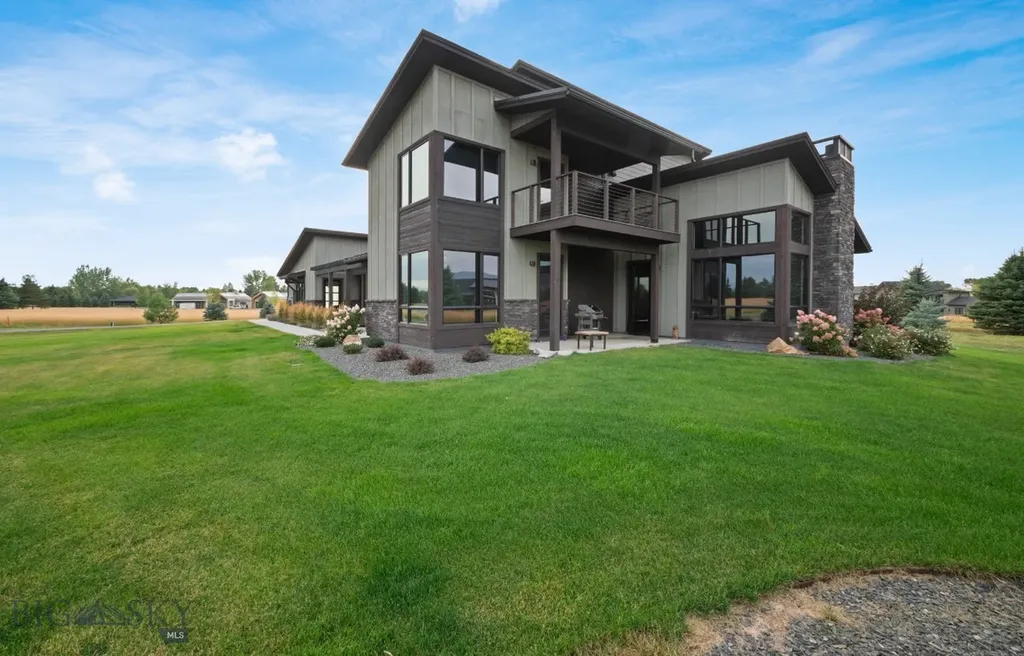 85 Wavy Leaf Way Bozeman MT 59718
