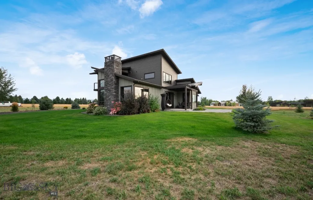 85 Wavy Leaf Way Bozeman MT 59718