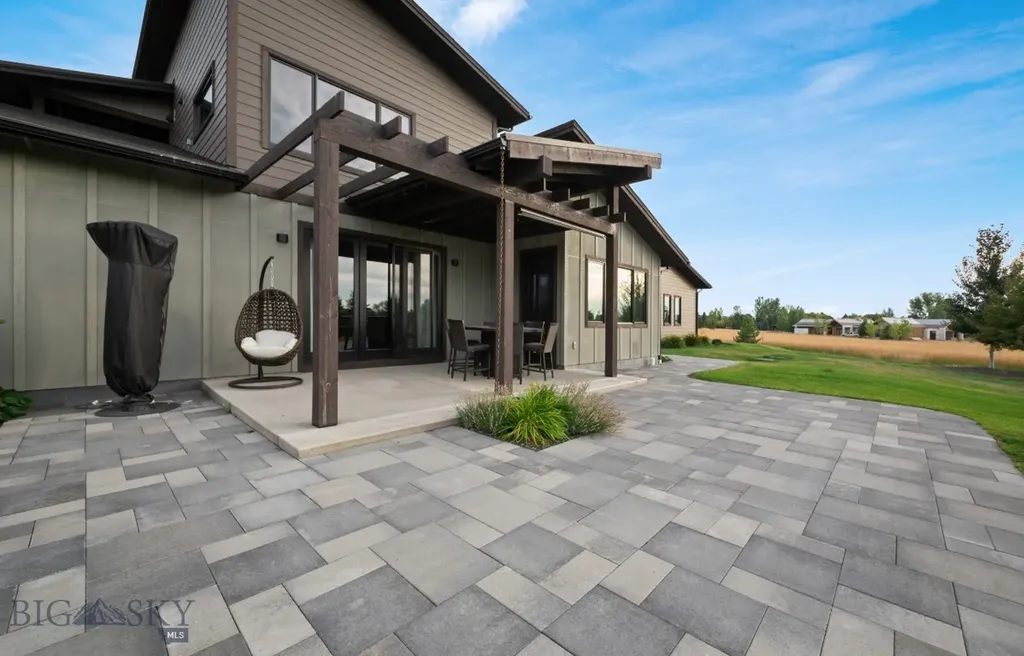 85 Wavy Leaf Way Bozeman MT 59718
