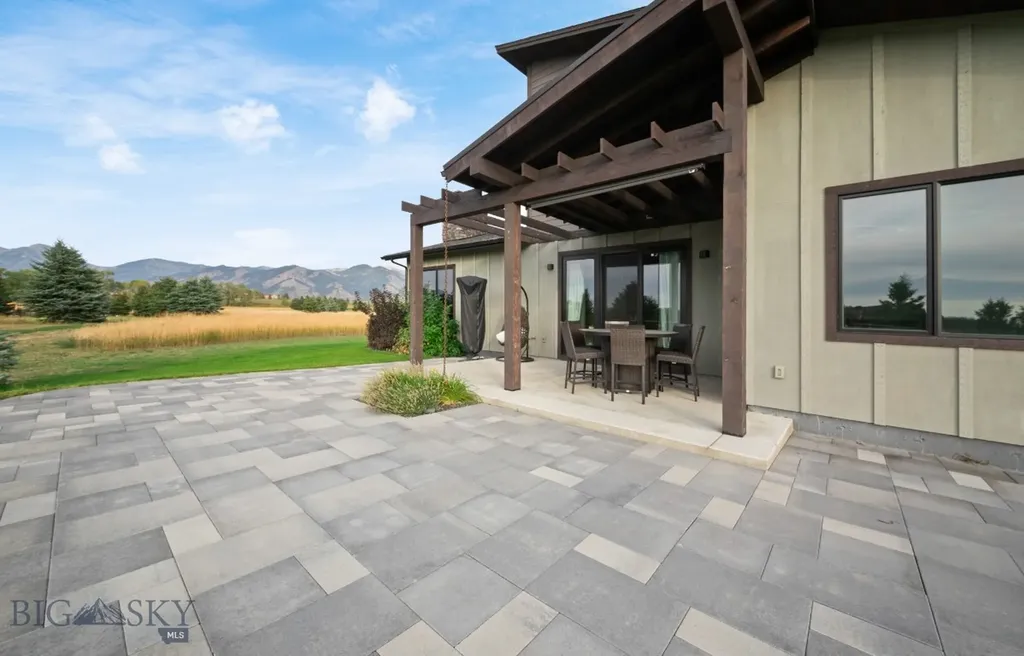 85 Wavy Leaf Way Bozeman MT 59718