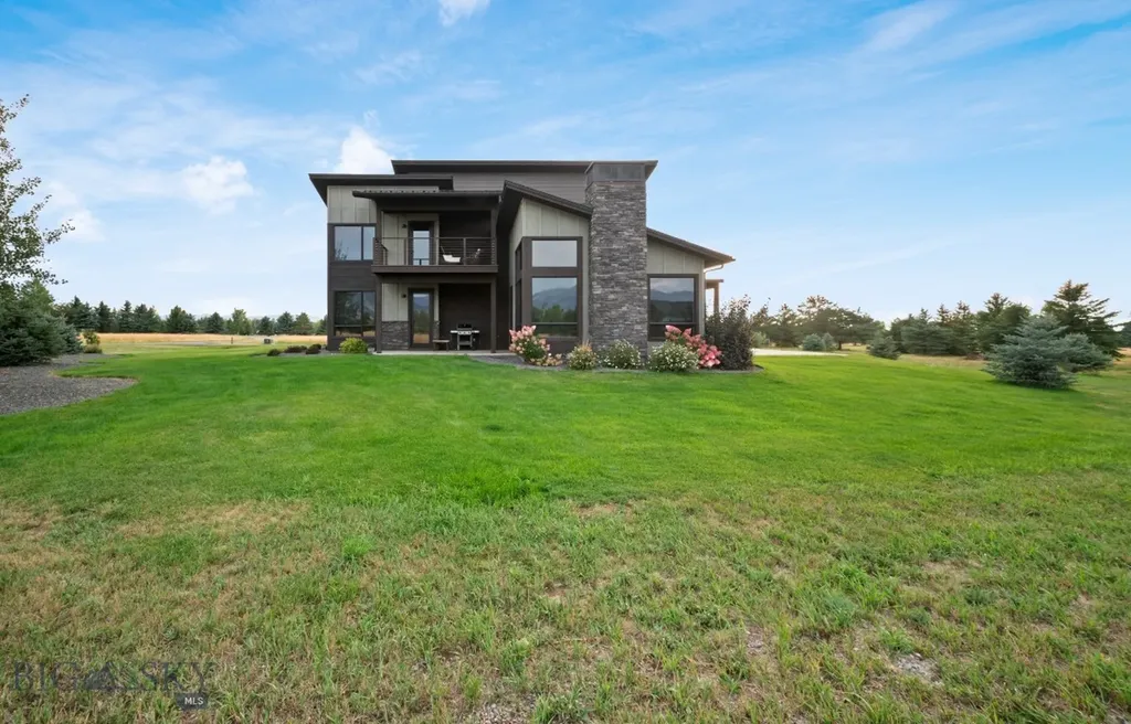 85 Wavy Leaf Way Bozeman MT 59718