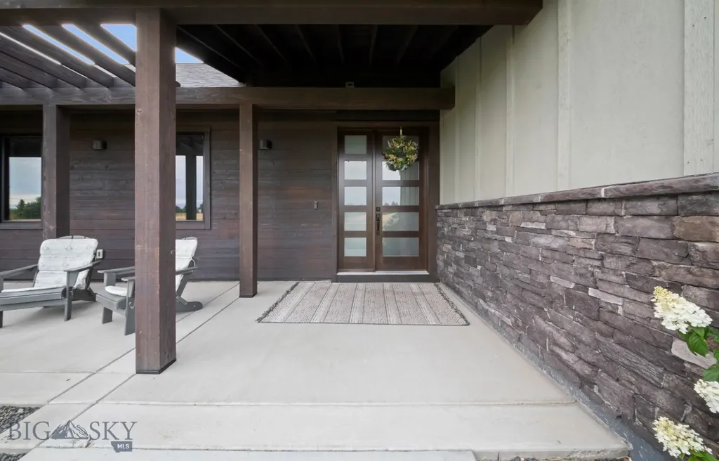 85 Wavy Leaf Way Bozeman MT 59718