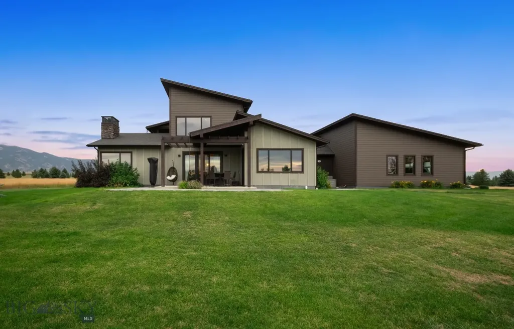 85 Wavy Leaf Way Bozeman MT 59718