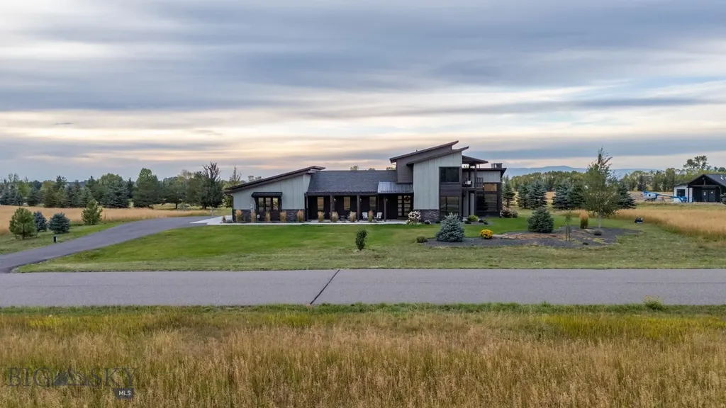 85 Wavy Leaf Way Bozeman MT 59718