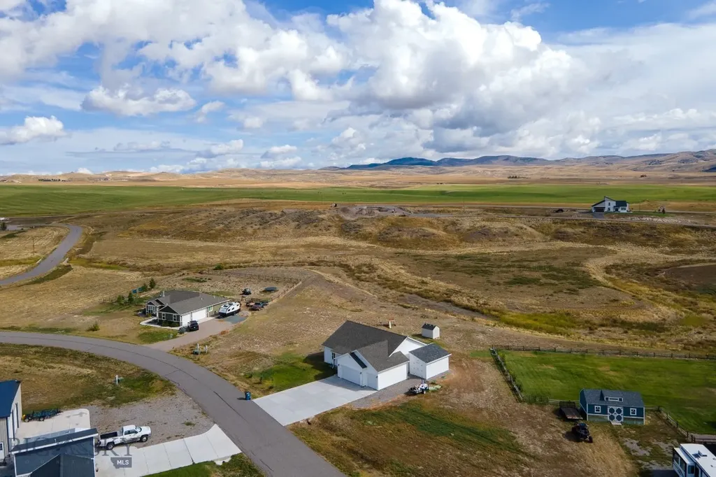 74 Blue Stem Way Three Forks MT 59752