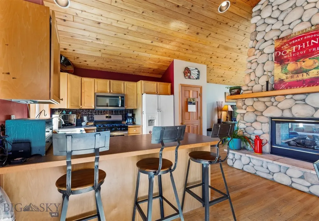 340 Silver Tip Trail Bozeman MT 59715