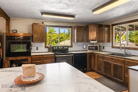 360 Roosevelt Drive Butte MT 59701