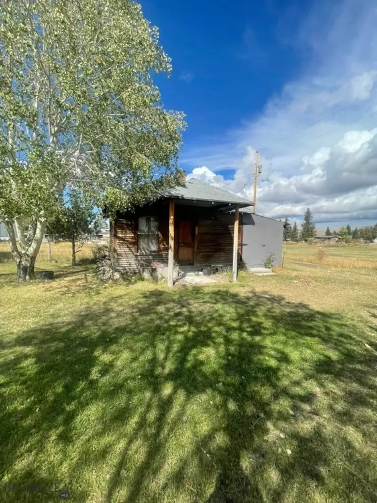 322 S Main Street Lima MT 59739