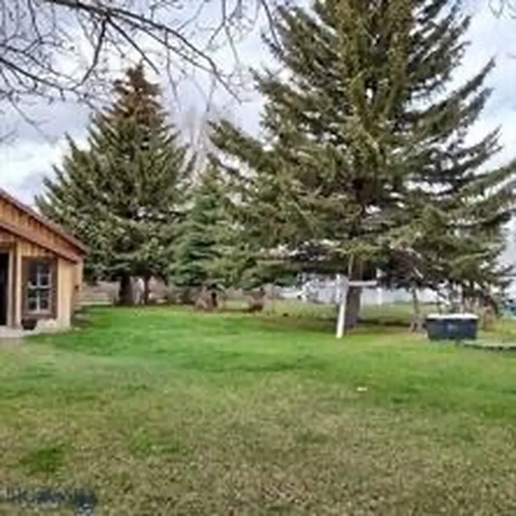 322 S Main Street Lima MT 59739