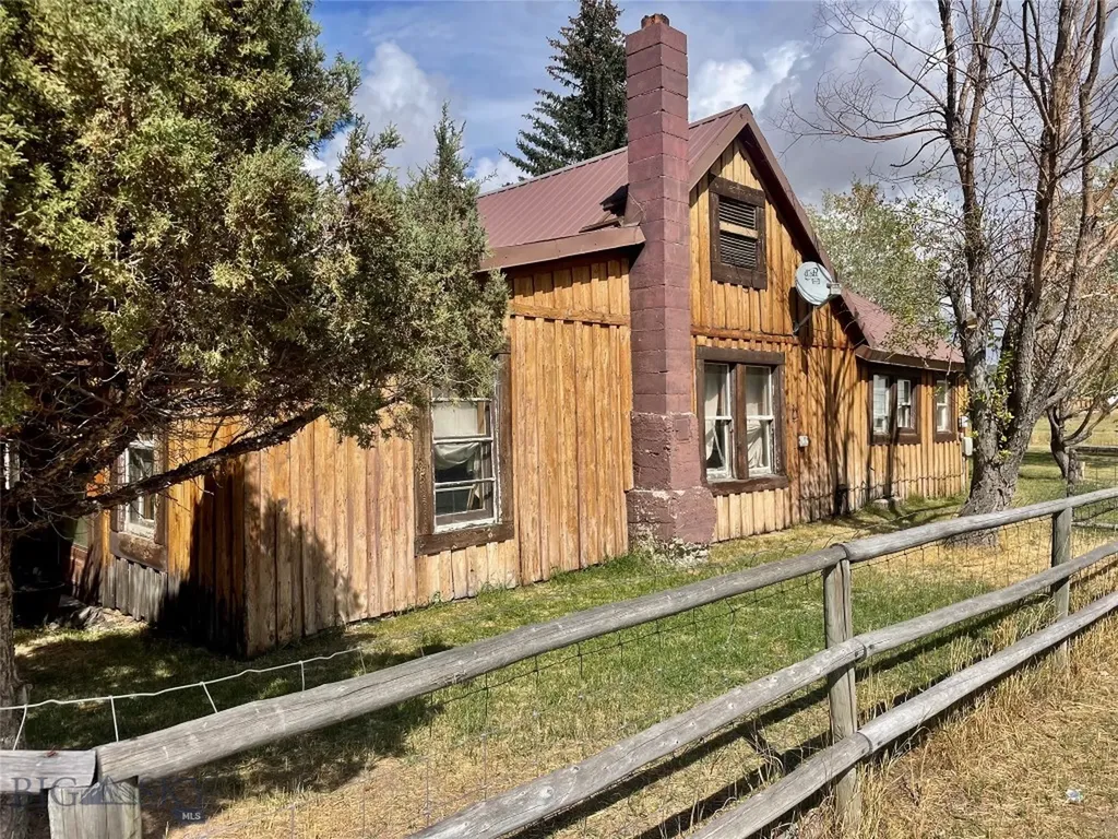 322 S Main Street Lima MT 59739