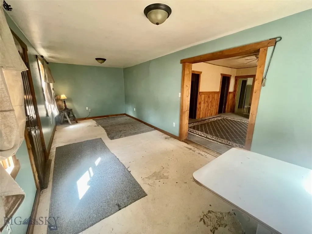 322 S Main Street Lima MT 59739