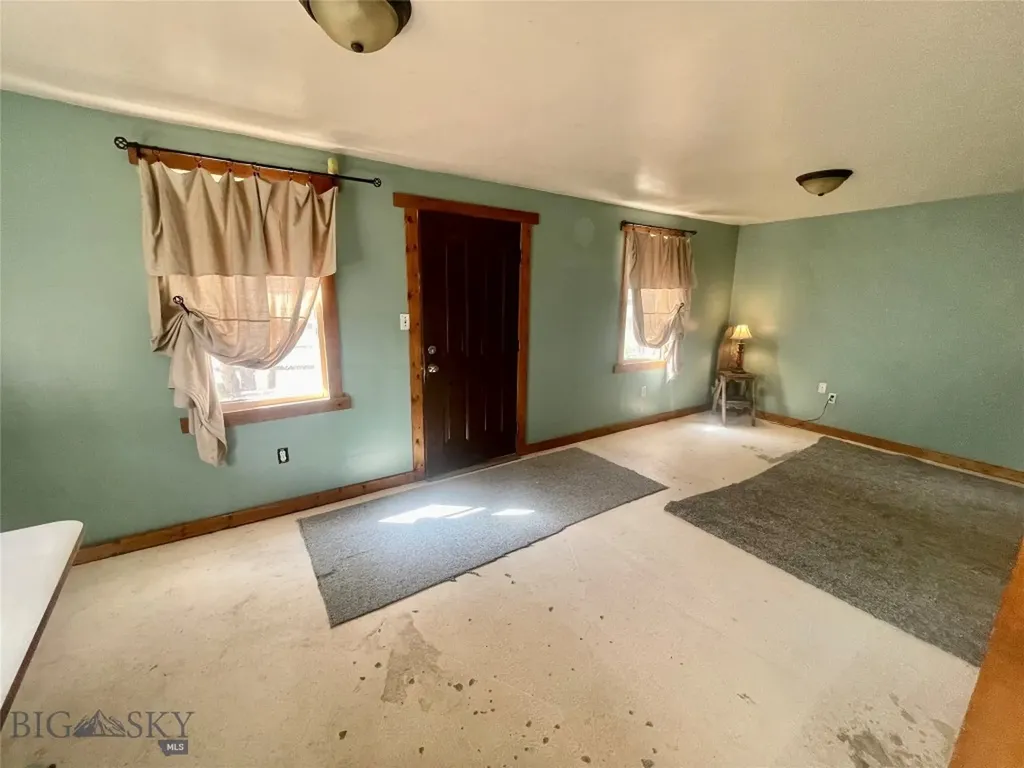 322 S Main Street Lima MT 59739