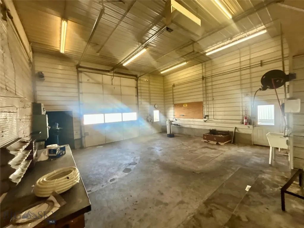 3512 E Bench Road Dillon MT 59725
