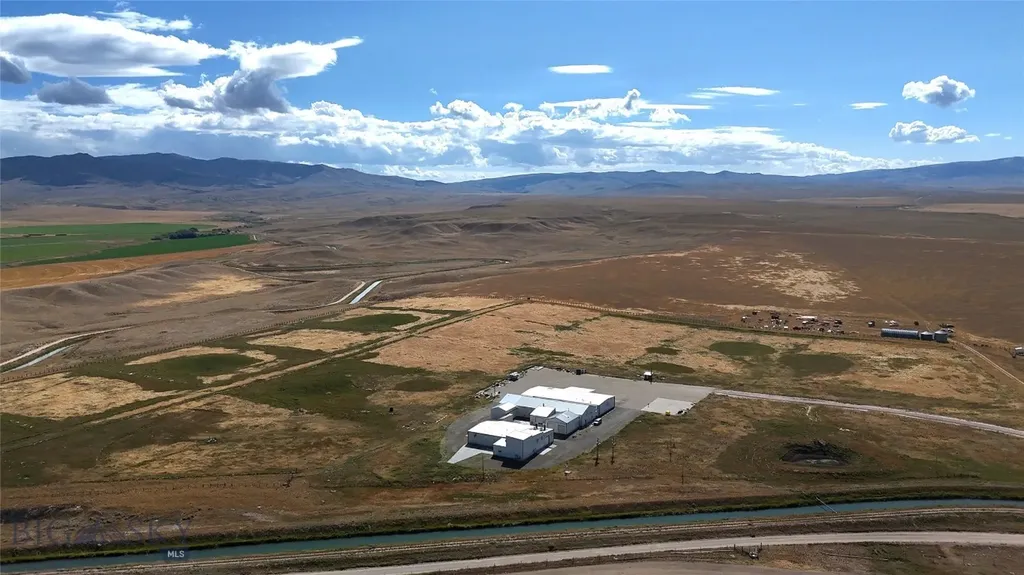 3512 E Bench Road Dillon MT 59725