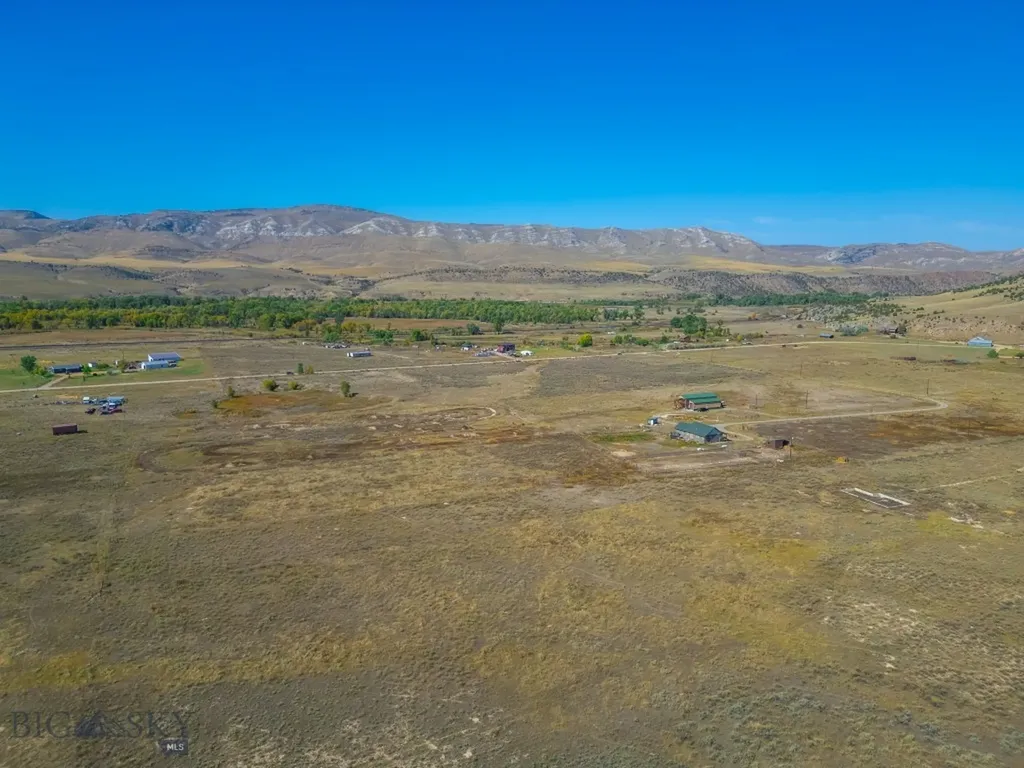 11522 Crystal Mountain Three Forks MT 59752