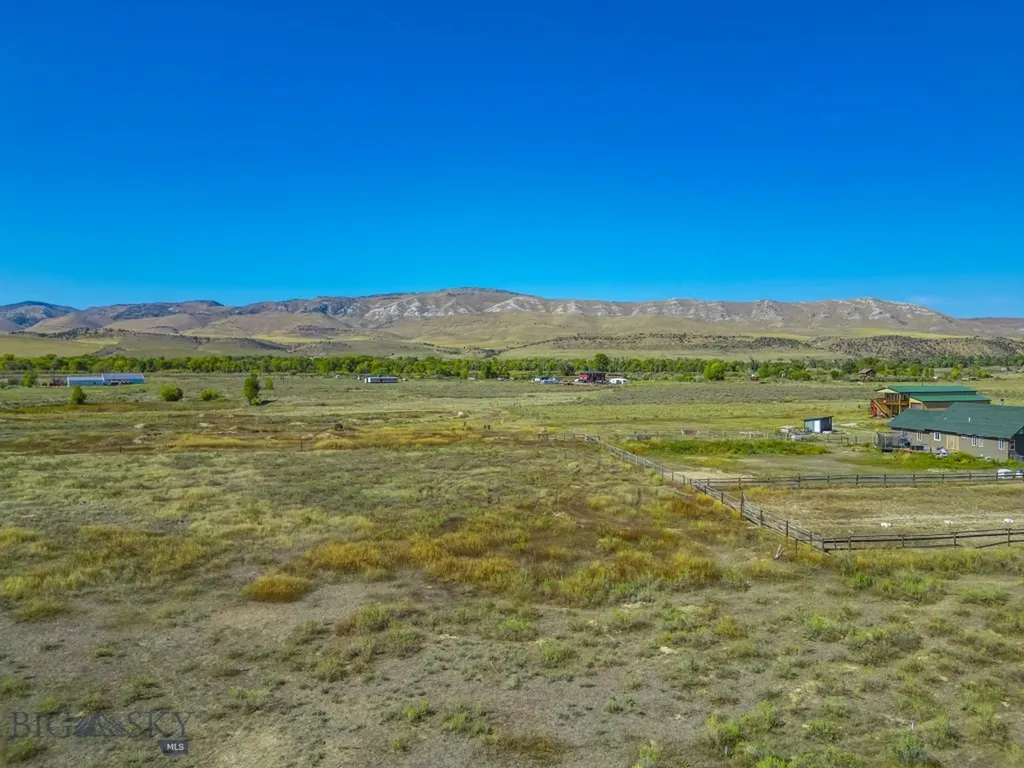 11522 Crystal Mountain Three Forks MT 59752