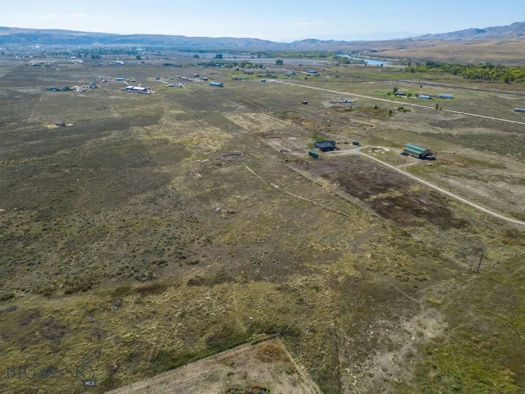 11522 Crystal Mountain Three Forks MT 59752